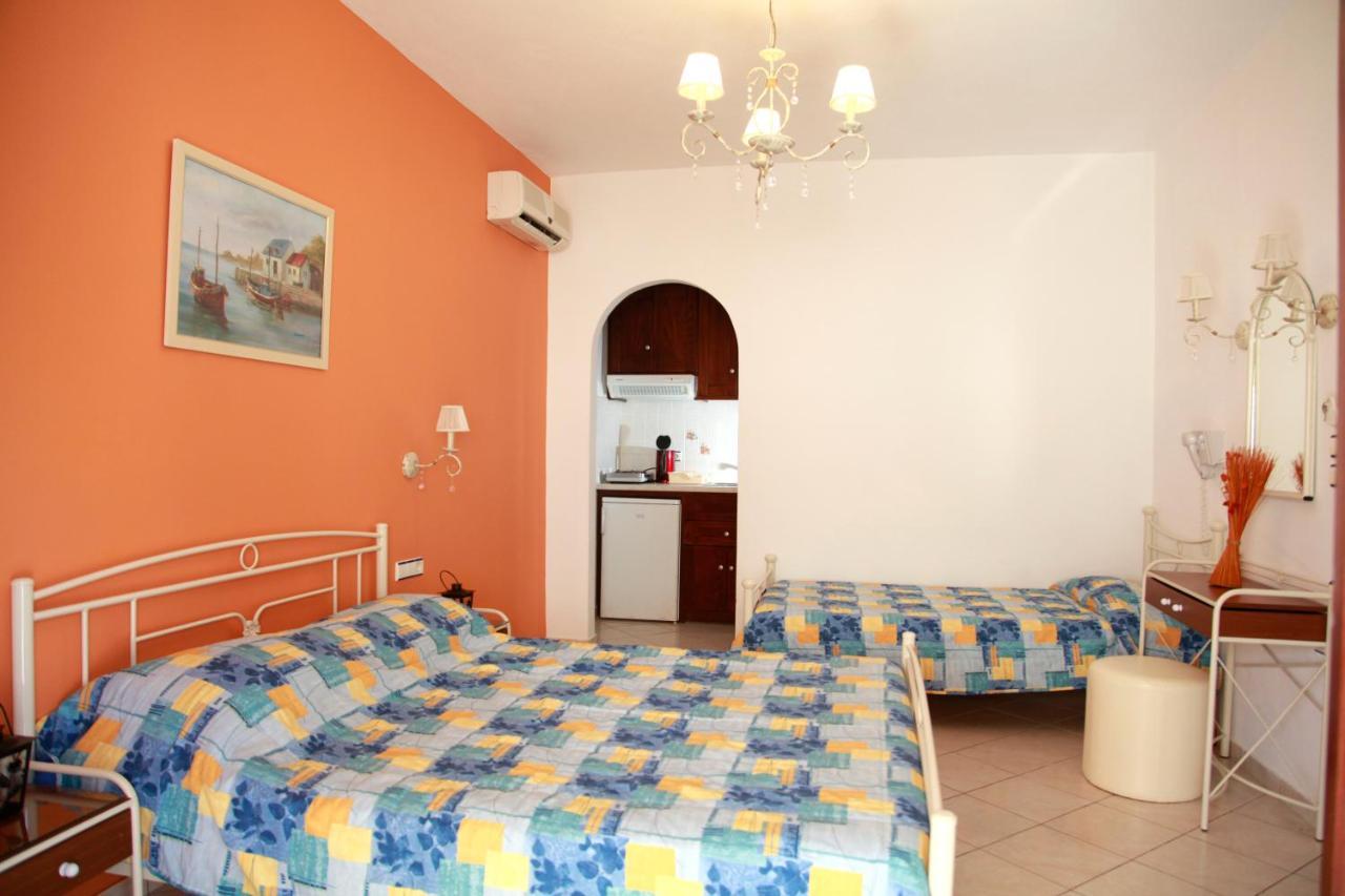 Maria'S Residence Agia Anna  Luaran gambar