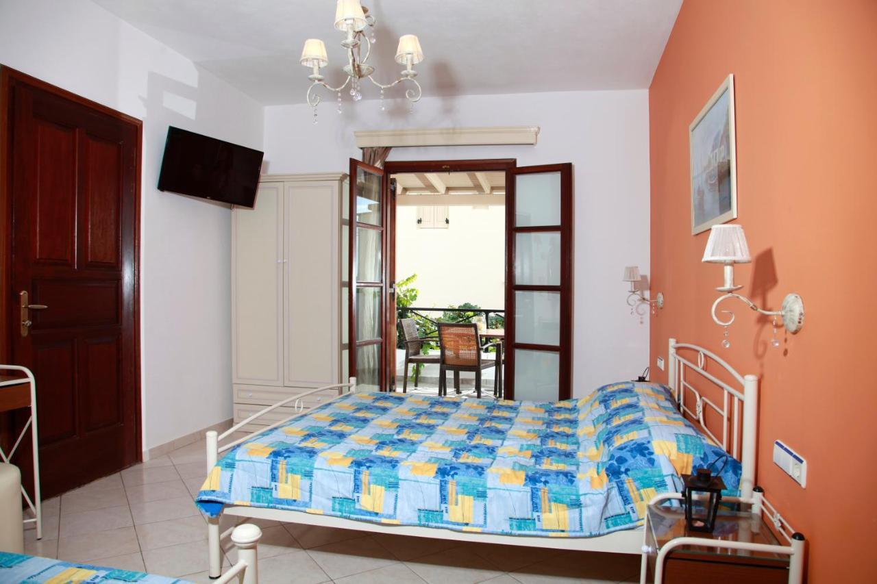 Maria'S Residence Agia Anna  Luaran gambar