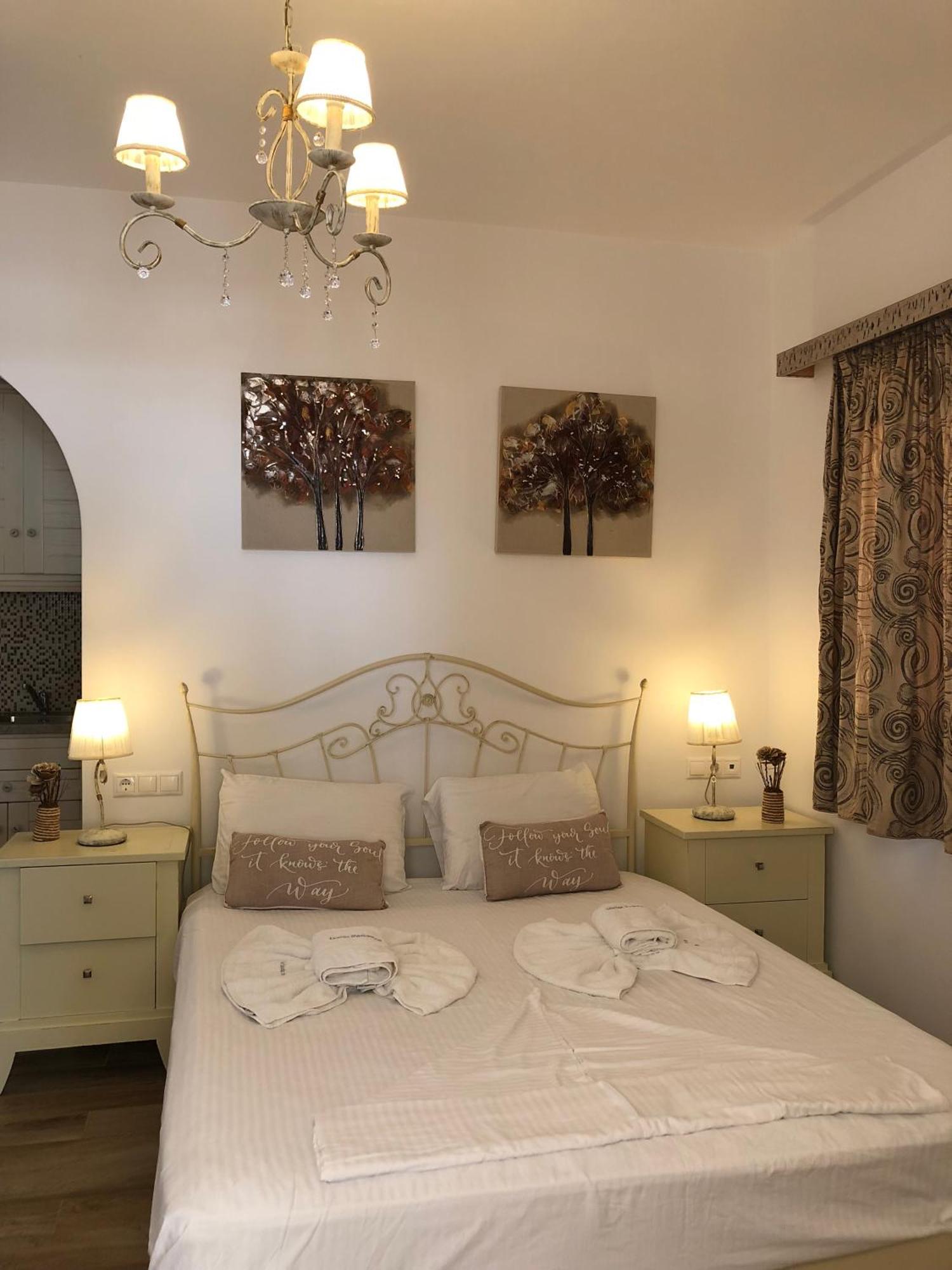 Maria'S Residence Agia Anna  Luaran gambar